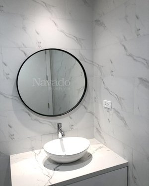 Gương phòng tắm vành thép đen hiện đại