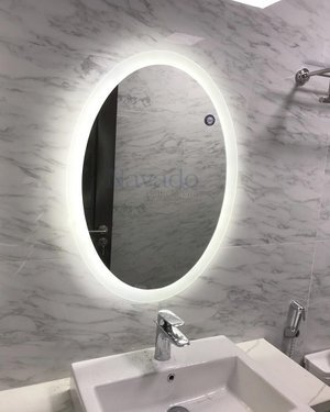 Gương phòng tắm có đèn led trắng